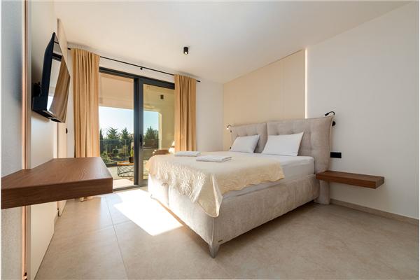 Kuća K1, za 10 osoba/e