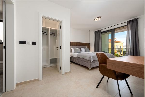 Kuća K1, za 10 osoba/e