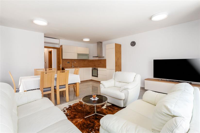 Hiša K1, na 6 osebe