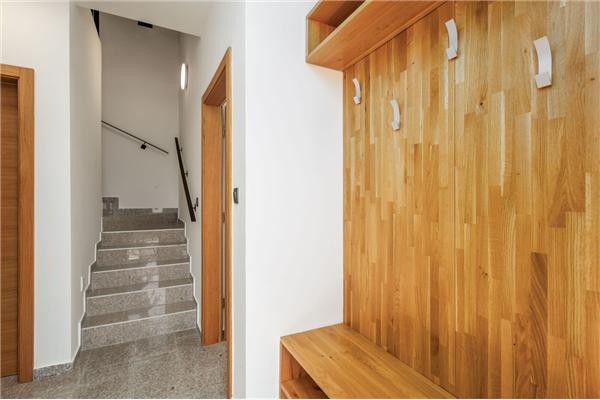 Hiša K1, na 6 osebe