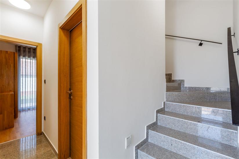 Hiša K1, na 6 osebe