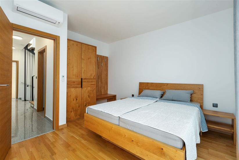 Hiša K1, na 6 osebe