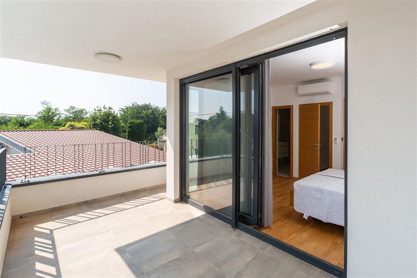 Hiša K1, na 6 osebe