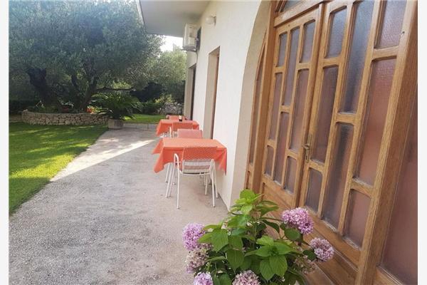 Lägenhet A1, för 4 personer