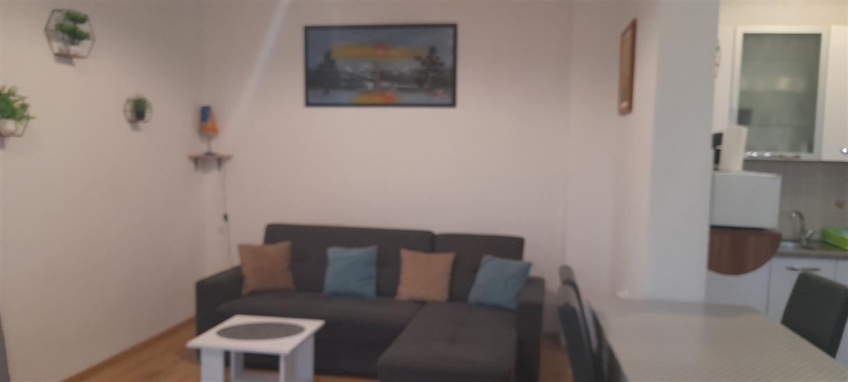 Apartment A1, for 5 persons