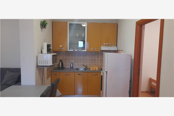 Apartment A2, for 5 persons