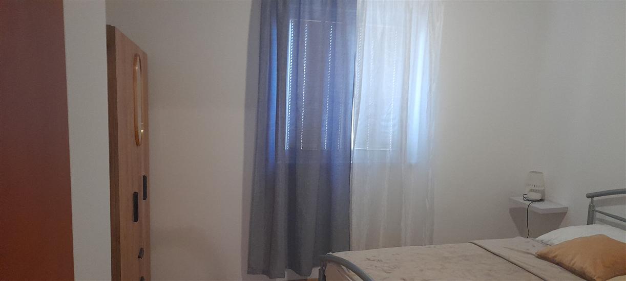 Apartment A2, for 5 persons