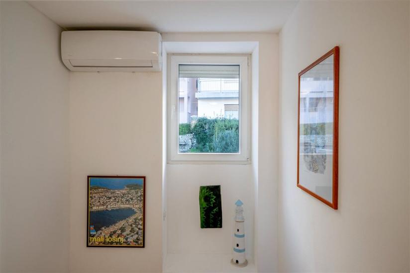 Apartment A2, for 6 persons