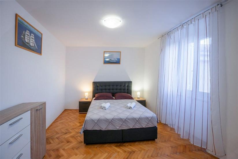 Apartment A2, for 6 persons