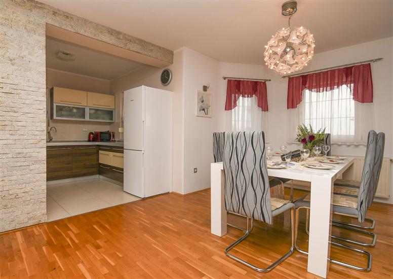 House K1, for 7 persons