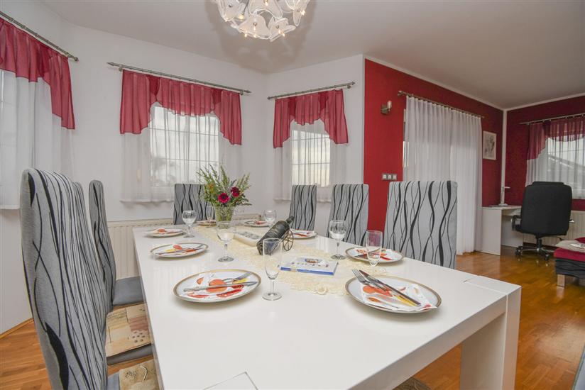 House K1, for 7 persons