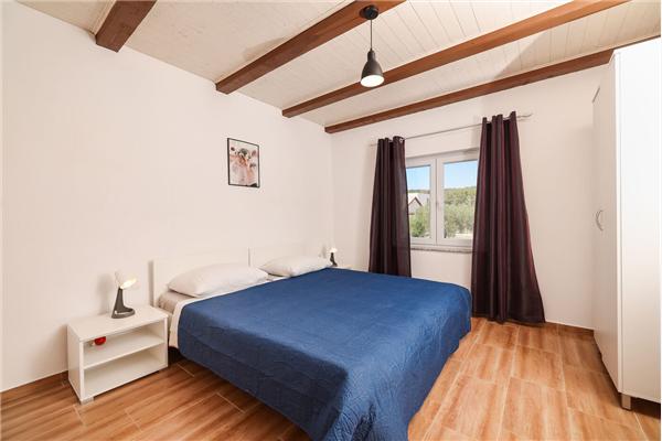 House K1, for 10 persons