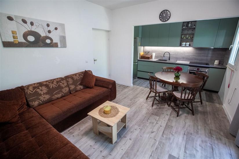 Apartment A1, for 2 persons