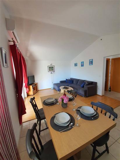 Apartment A3, for 5 persons