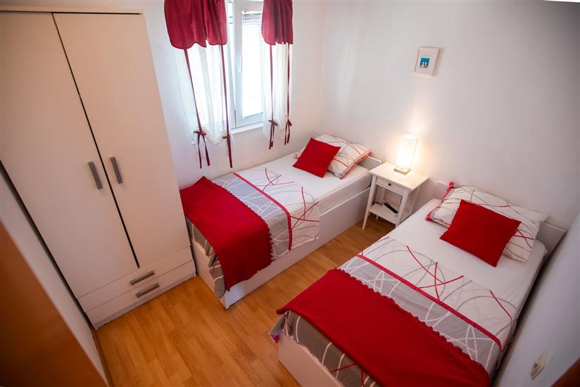 Apartment A3, for 5 persons