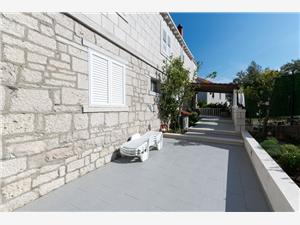 Holiday homes South Dalmatian islands,BookCvijetaFrom 171 €