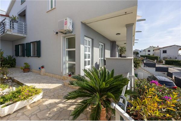 Apartment A1, for 4 persons