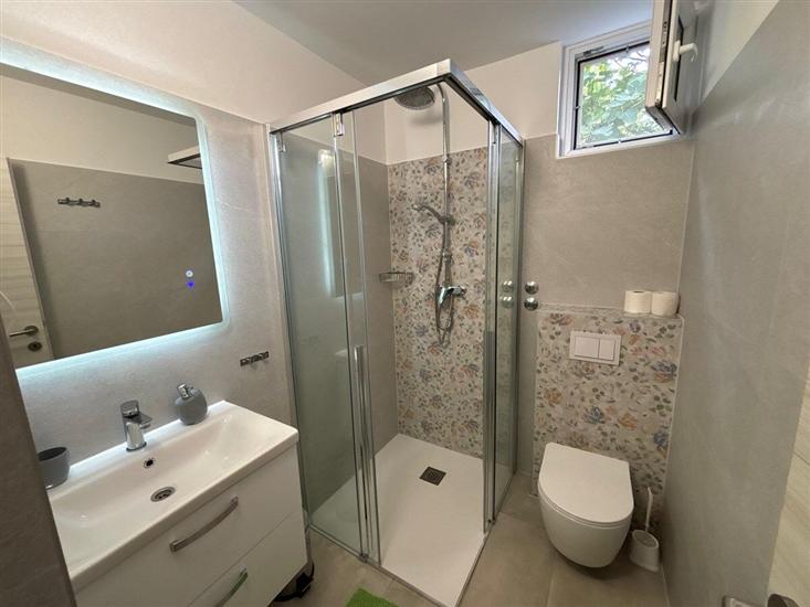 Apartment A1, for 8 persons