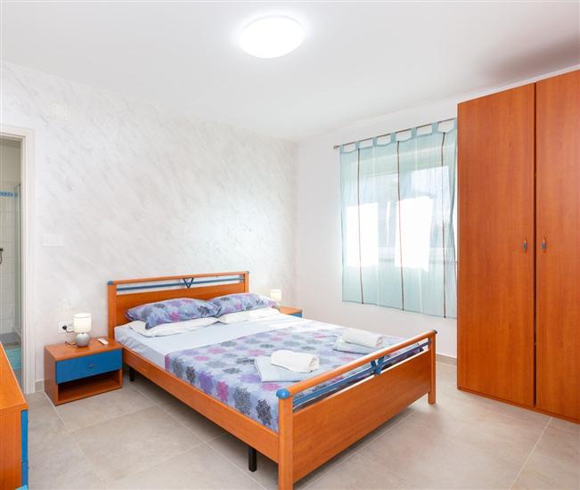 Apartment A1, for 8 persons