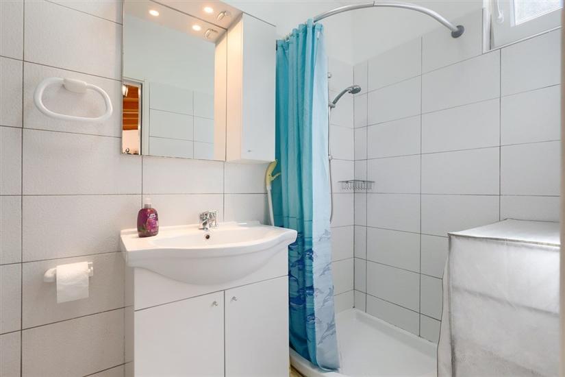 Apartment A1, for 9 persons