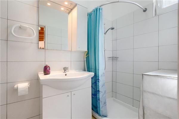 Apartment A1, for 9 persons