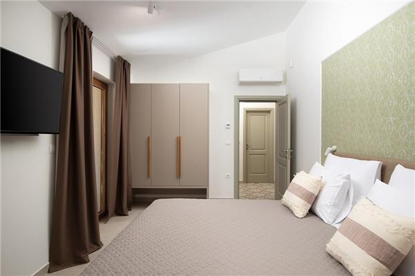 House K1, for 8 persons