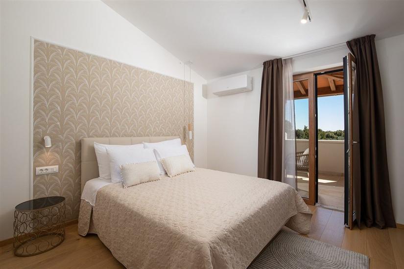 House K1, for 8 persons