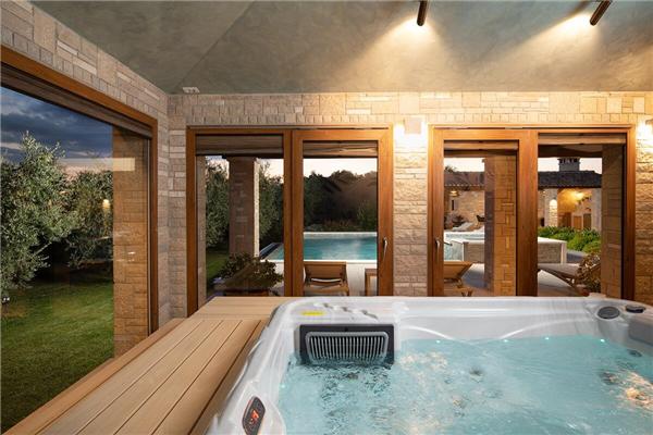 House K1, for 8 persons