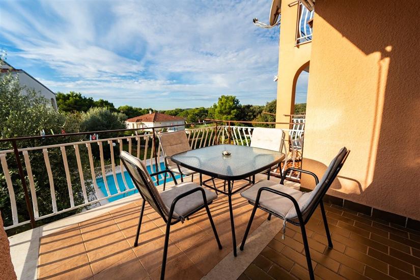 Apartment A3, for 6 persons