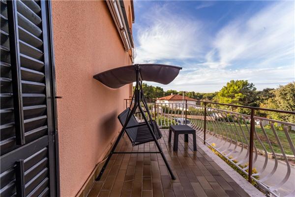 Apartment A2, for 6 persons