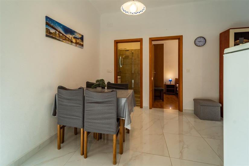 Apartment A5, for 4 persons