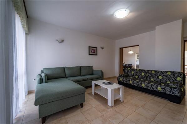 Apartment A4, for 8 persons