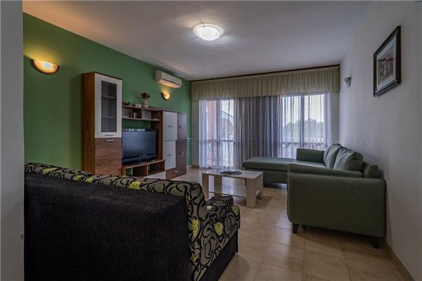 Apartment A4, for 8 persons