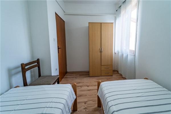 Apartment A4, for 8 persons