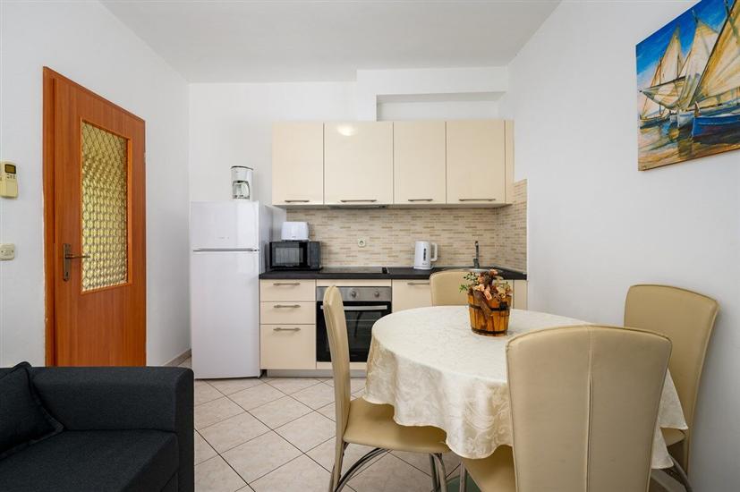 Apartment A2, for 4 persons
