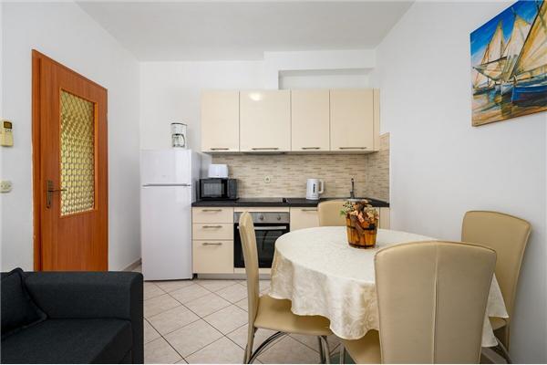 Apartment A2, for 4 persons