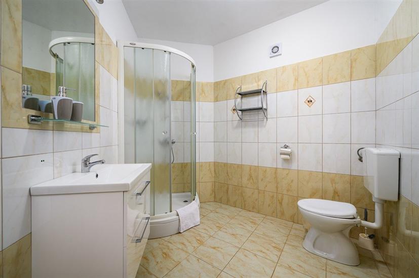 Apartment A7, for 3 persons