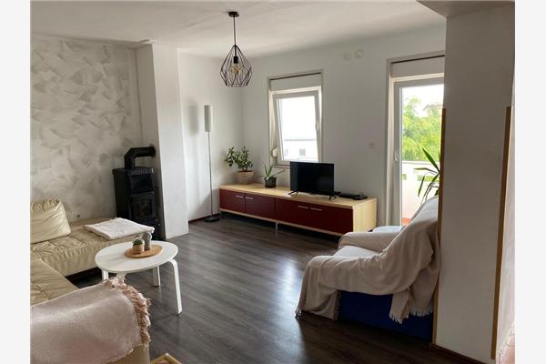Apartment A1, for 8 persons