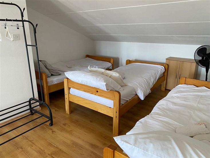 Apartment A1, for 8 persons