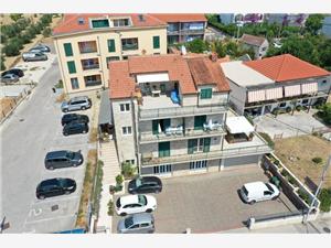 Apartments Nina Apartments  Podstrana, Size 90.00 m2, Airline distance to the sea 30 m, Airline distance to town centre 500 m