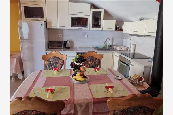 Apartment A5, for 4 persons