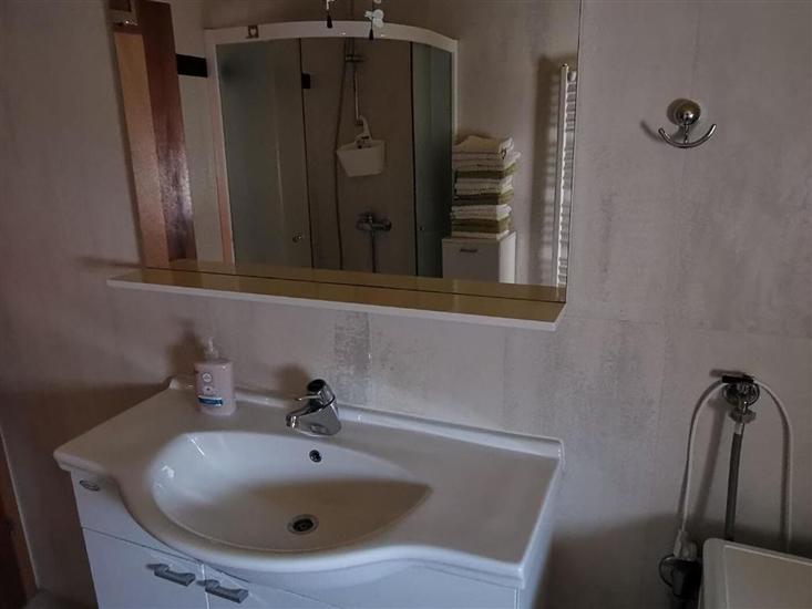 Apartment A5, for 4 persons