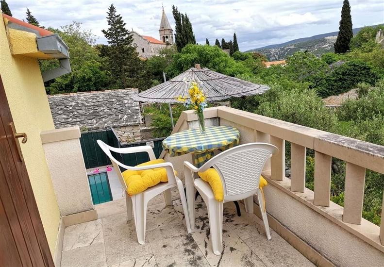 House K1, for 12 persons