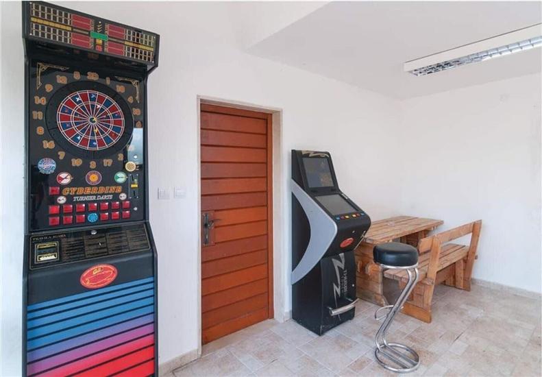 House K1, for 12 persons