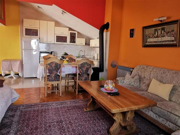 Apartment A5, for 4 persons