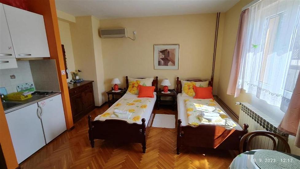 Apartment A4, for 2 persons