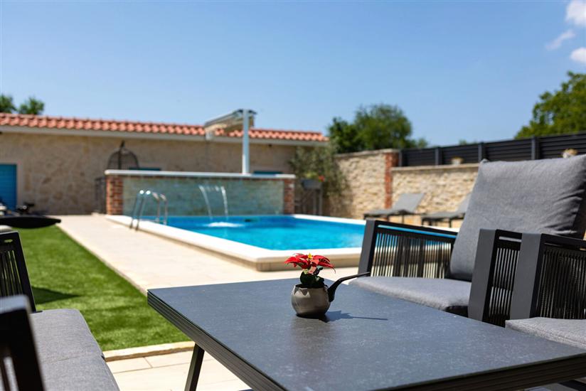 Villa Peaceful Valley with heated pool