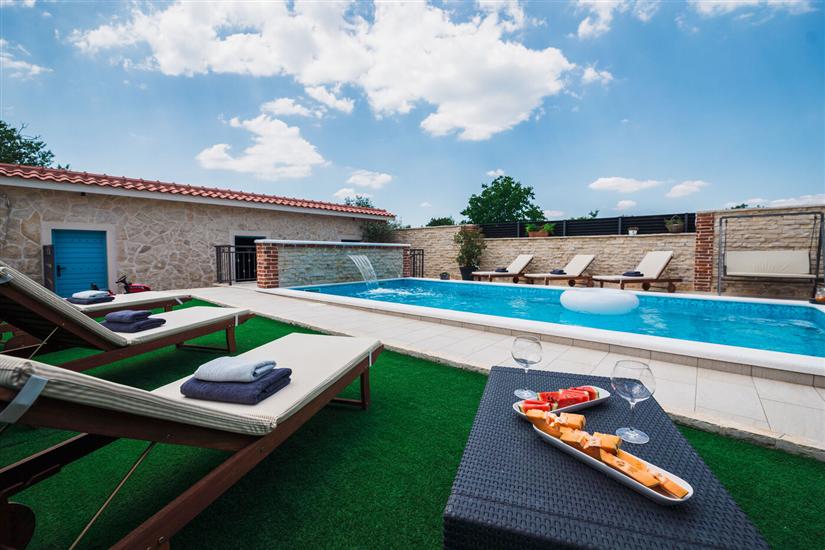 Villa Peaceful Valley with heated pool