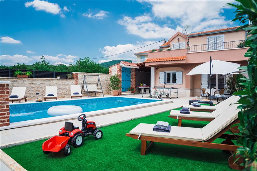 Villa Peaceful Valley with heated pool