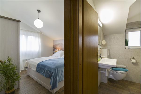 House K1, for 10 persons